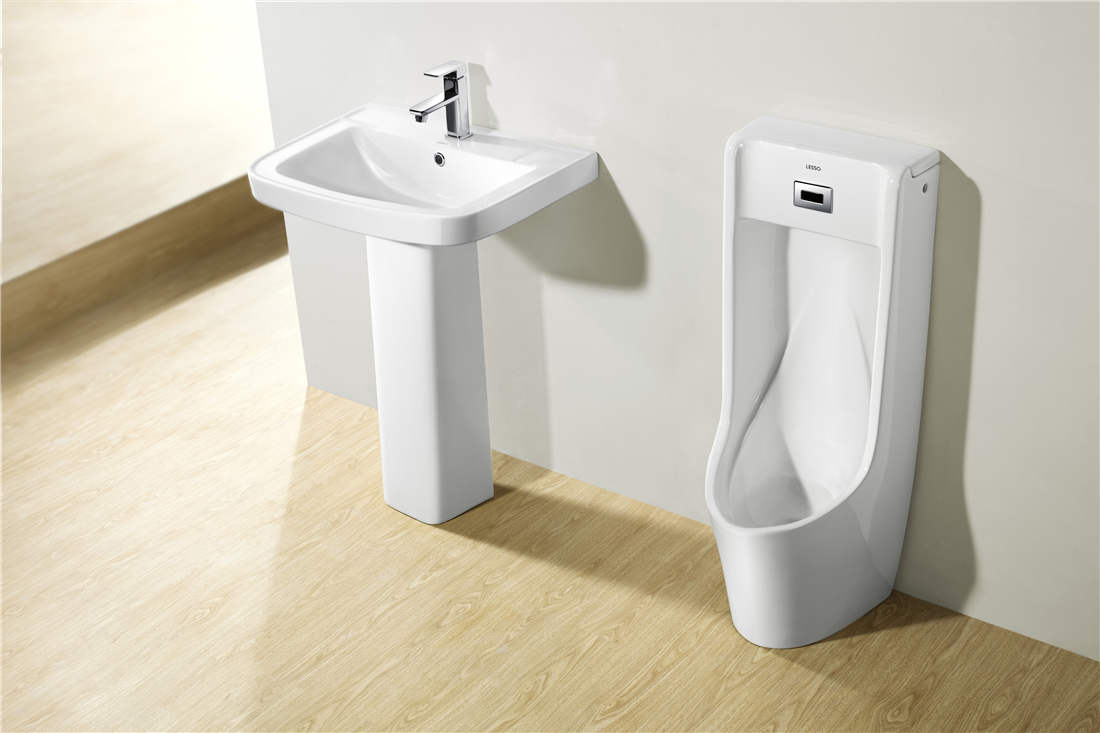 Pedestal Urinal LX1204